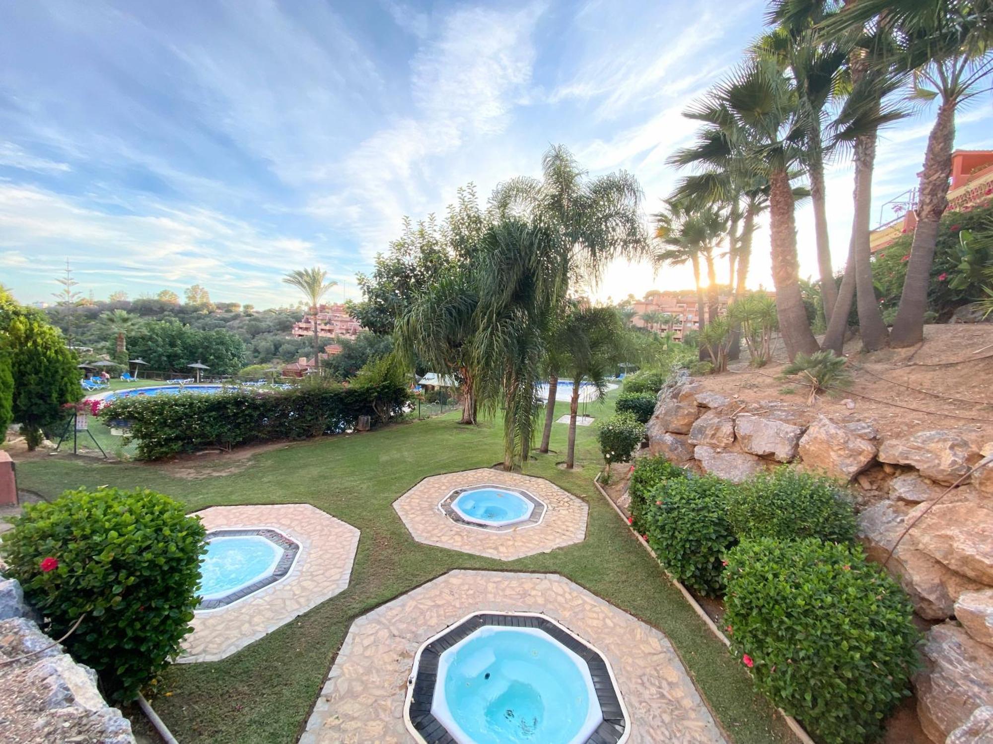 Golf & Resort Apartment In La Reserva De Marbellac Extérieur photo